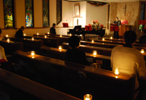 12月24日呉ナザレン教会　クリスマスイブ燭火礼拝