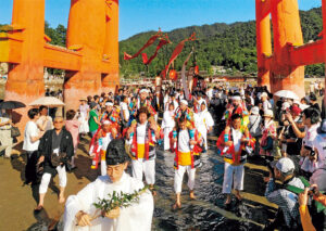 漕船祭/管絃祭 7月9日〜7月11日