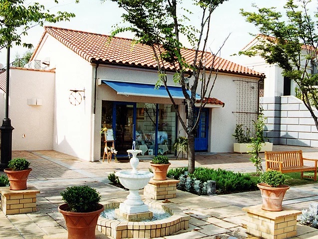 TOTAL STUDIO FOSSETTE ポートピアパーク店